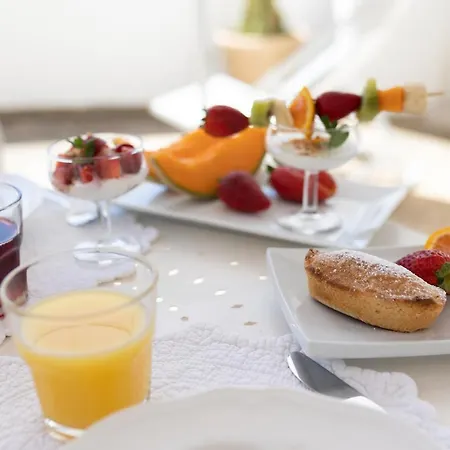 Santa Marina In Corte Cataldi 3*