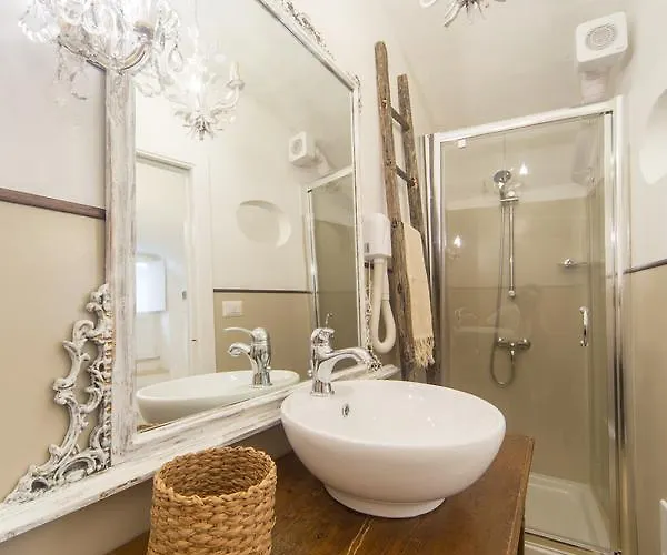 Bed & Breakfast Santa Marina In Corte Cataldi 3*