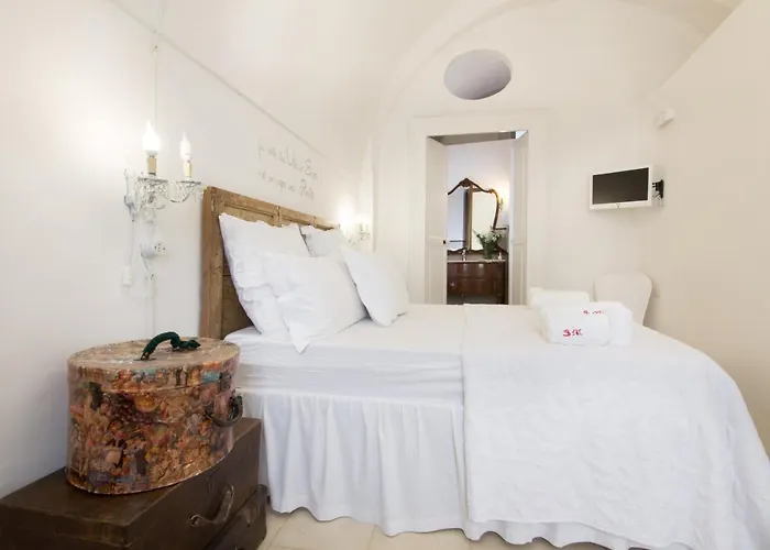 Nocleg ze śniadaniem Santa Marina In Corte Cataldi 3*