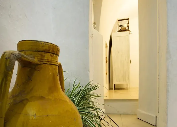 Santa Marina In Corte Cataldi 3*